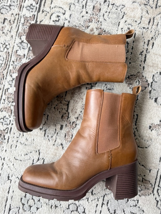 Crown Vintage Shoes - Brown Vegan Leather Dilana Platform Chelsea Boots